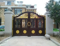 How to dismantle the old aluminum art door for a new one?